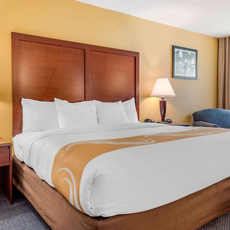 Quality Inn & Suites Zanesville Esterno foto