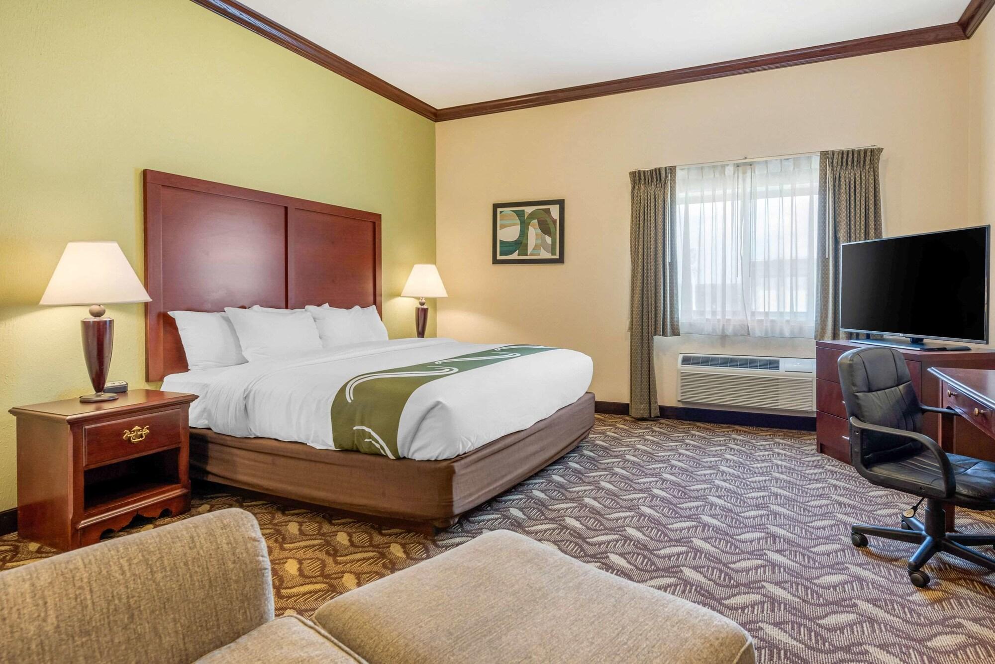 Quality Inn & Suites Zanesville Esterno foto