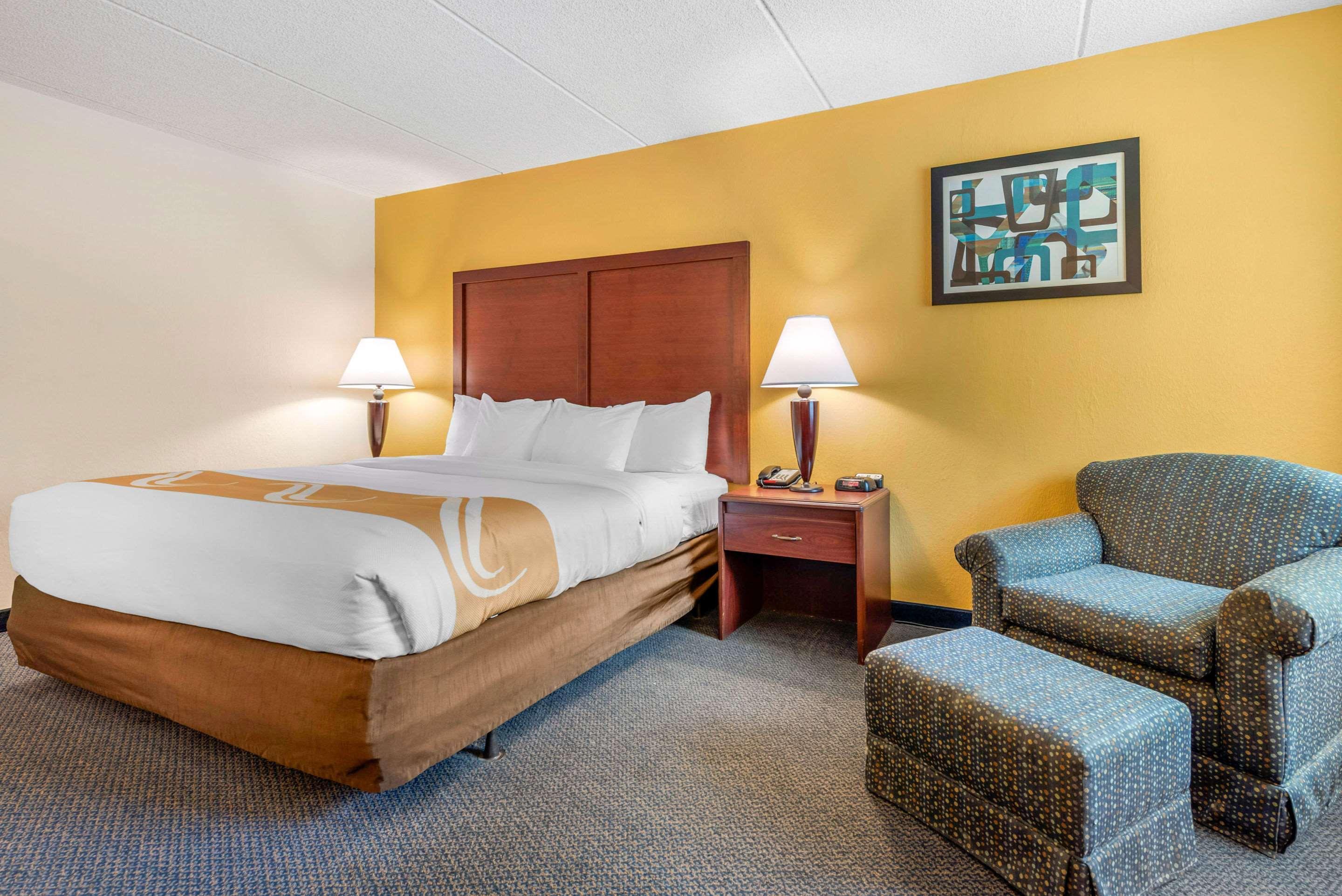 Quality Inn & Suites Zanesville Esterno foto