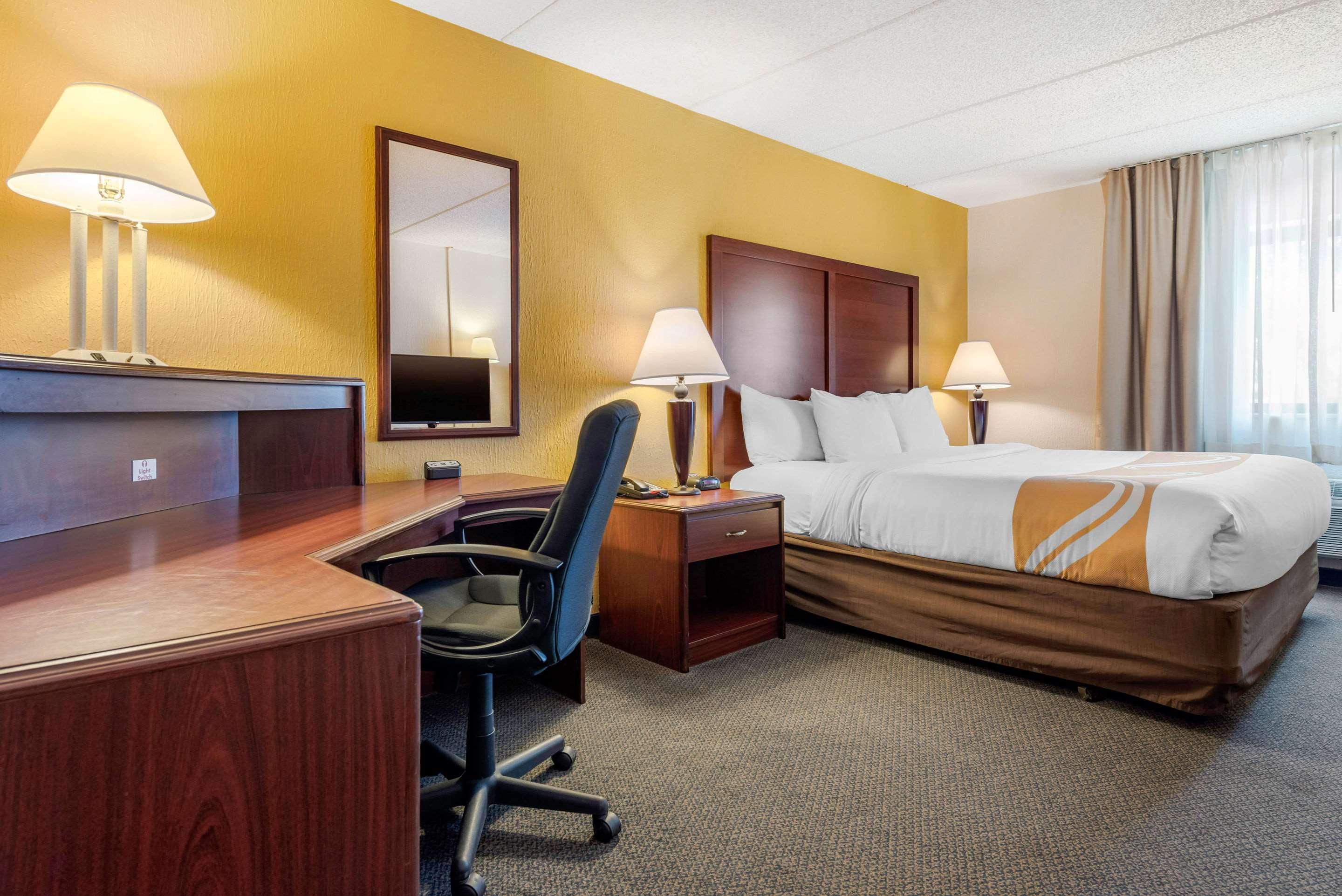 Quality Inn & Suites Zanesville Esterno foto