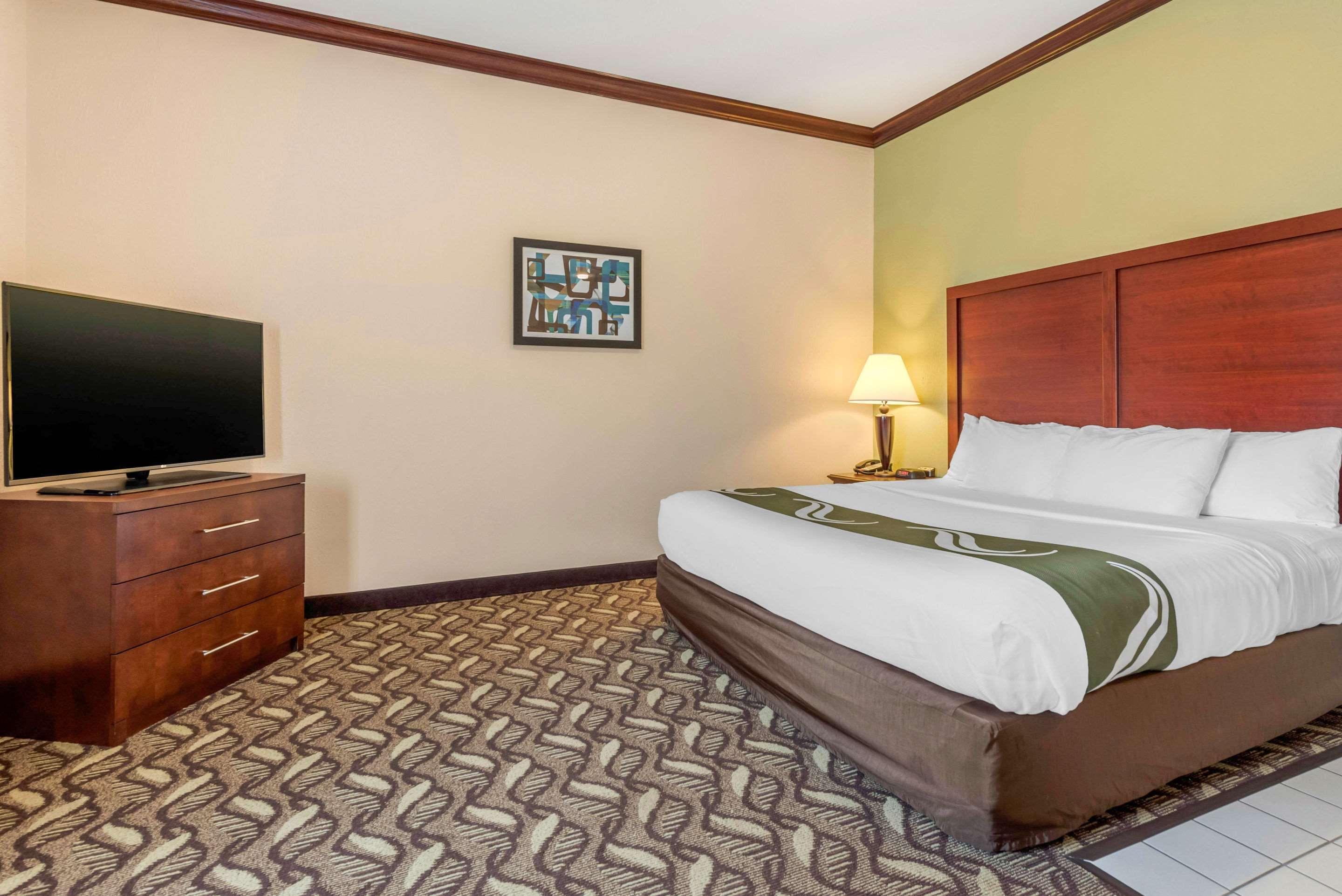 Quality Inn & Suites Zanesville Esterno foto